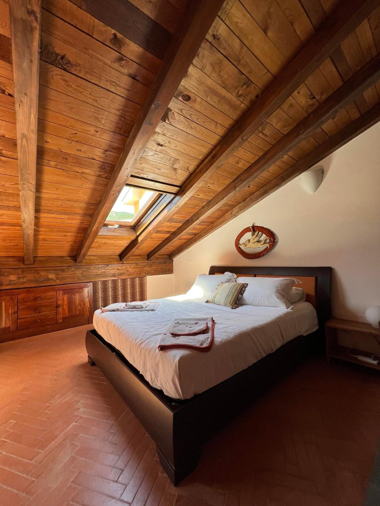 Casa Boru - A Beautiful Fully Restored Spacious House With Fantastic Views Calice al Cornoviglio Esterno foto