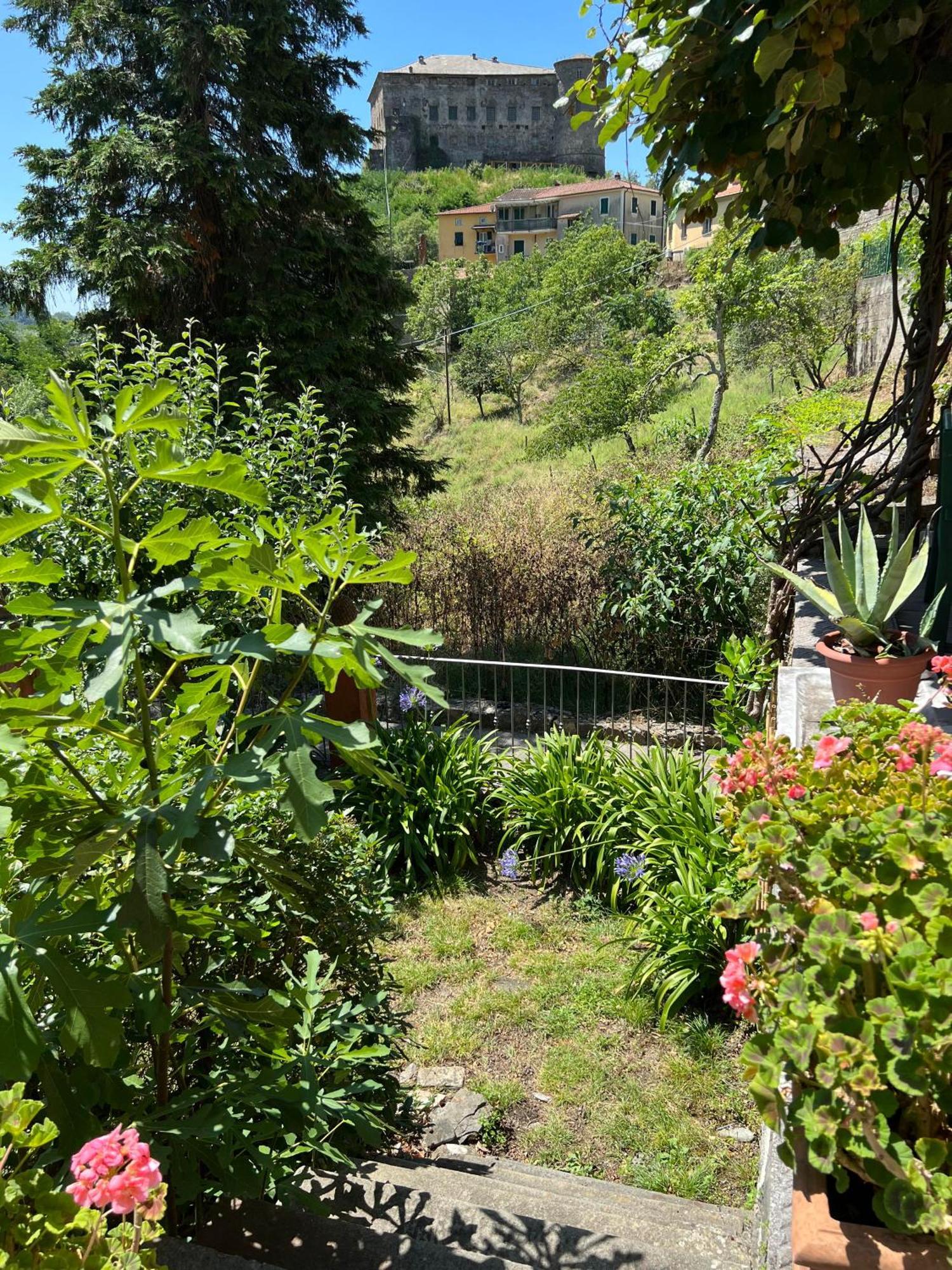 Casa Boru - A Beautiful Fully Restored Spacious House With Fantastic Views Calice al Cornoviglio Esterno foto