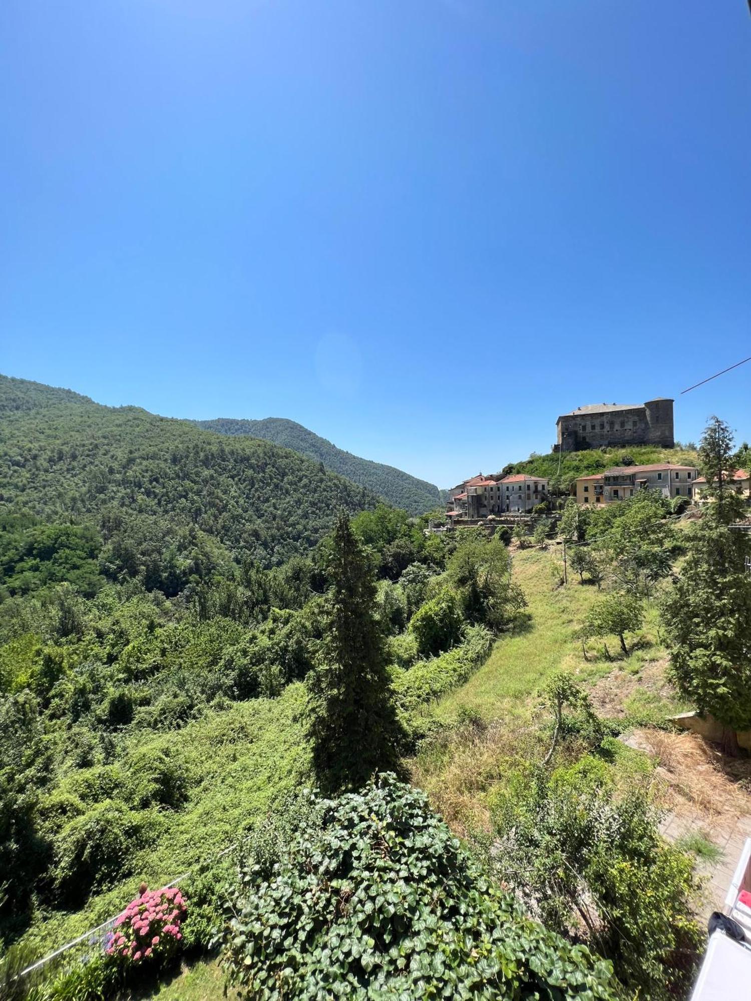 Casa Boru - A Beautiful Fully Restored Spacious House With Fantastic Views Calice al Cornoviglio Esterno foto
